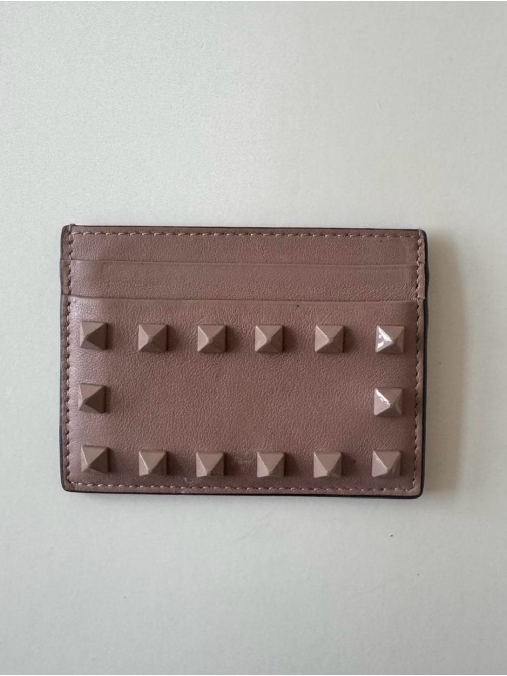 Valentino Garavani Leather Card Holder in Mauve Pink